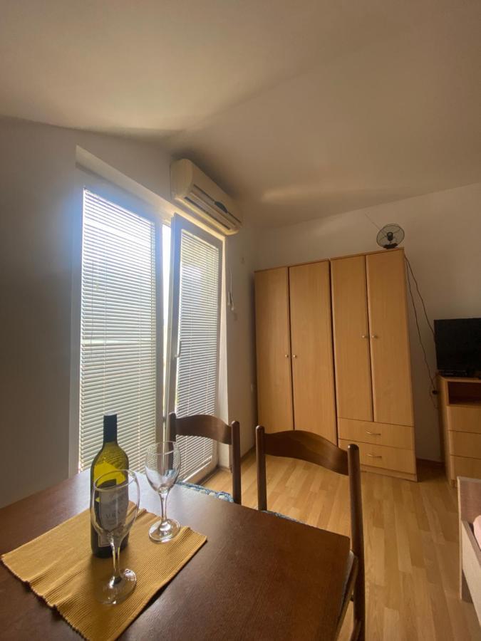 Apartments Djuricic Kotor Exterior photo